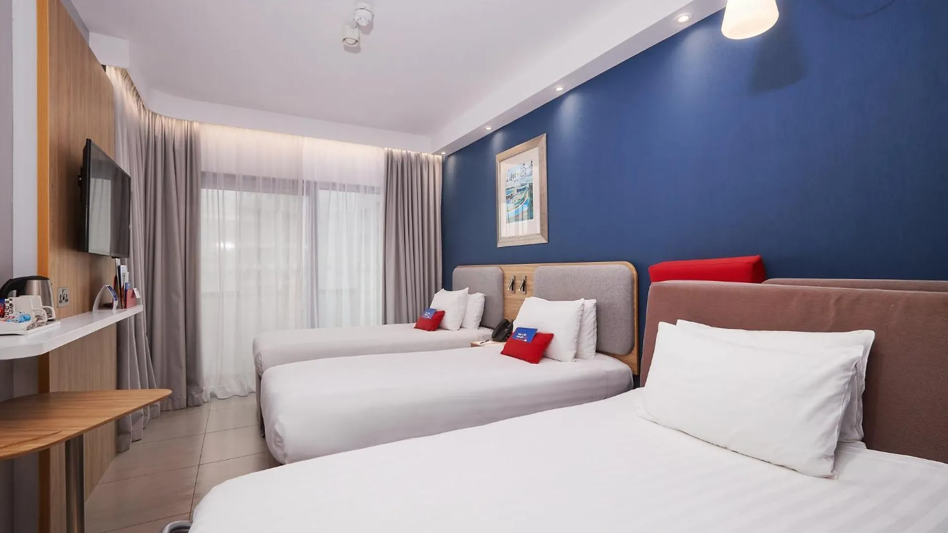 *** Hotel Holiday Inn Express - Malta By Ihg St. Julian's Malta